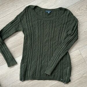 American Eagle knit sweater size s